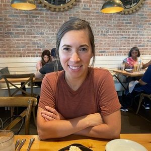 Meet your Posher, Saundra